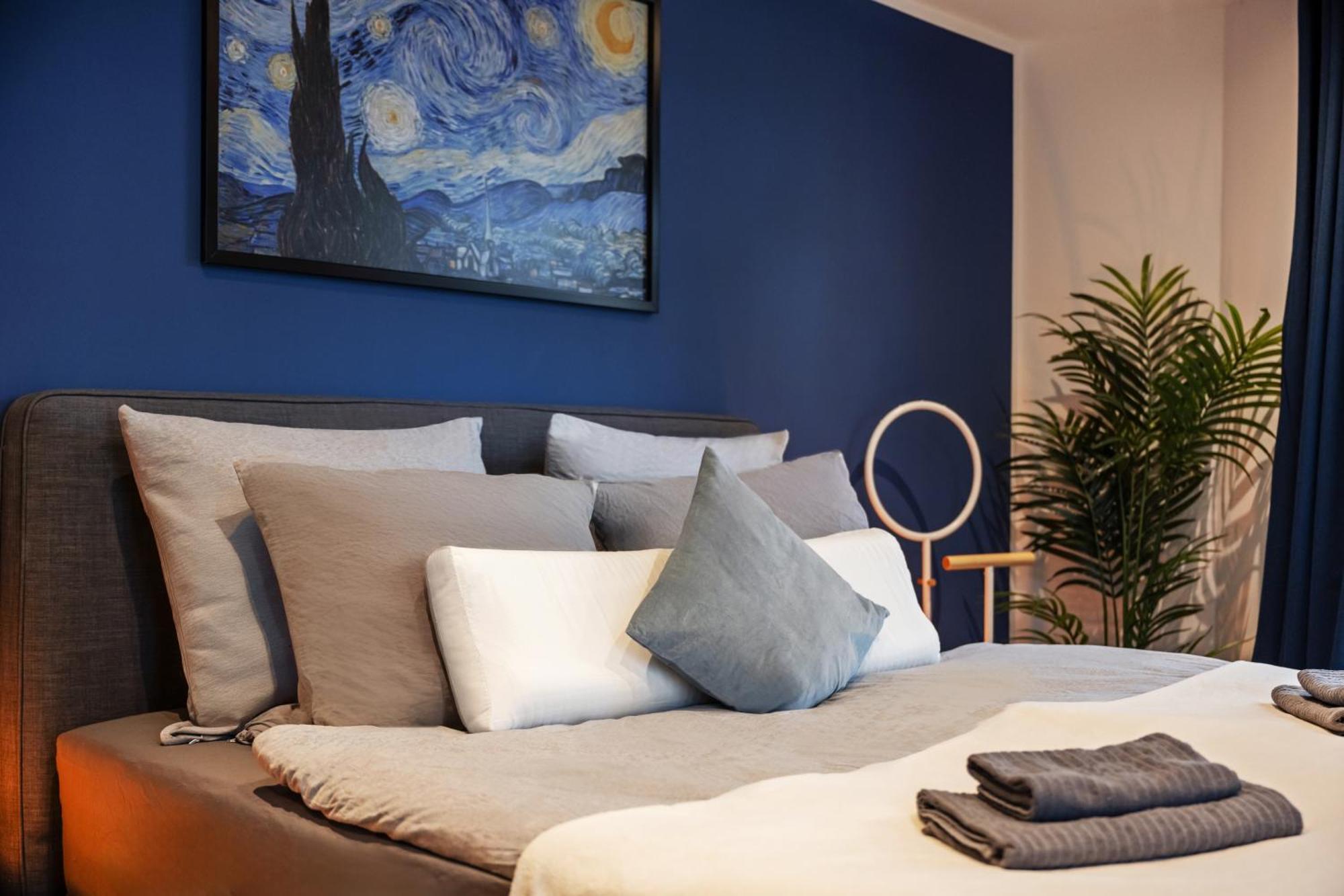 Edler Wohnraum Schlossteich-Suite 3 Sz Mit Zwei Balkonen, Kaffeevollautomat, Kamin, Klima, Lift & Zwei Parkplaetzen Хемниц Экстерьер фото